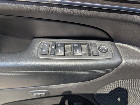 Used 2018 Jeep Grand Cherokee Limited w/ Luxury Group II AWD/4WD image 10