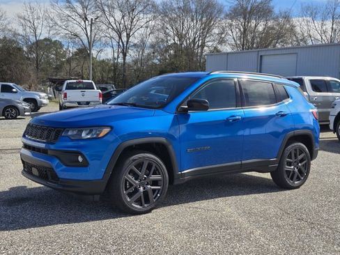 New 2026 Jeep Compass Latitude AWD/4WD image 1