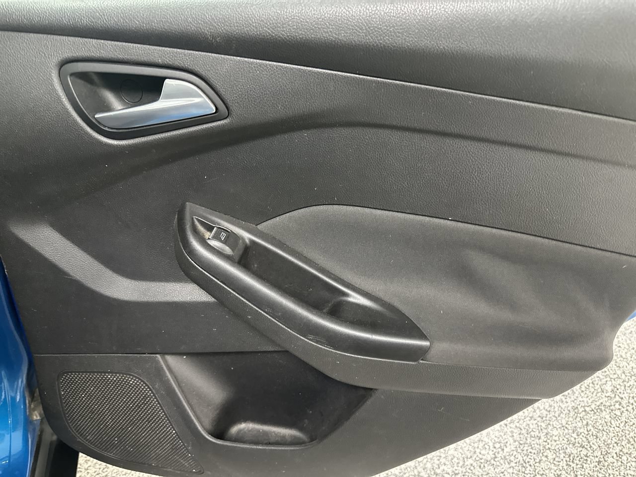 Used 2012 Ford Focus SEL FWD image 22