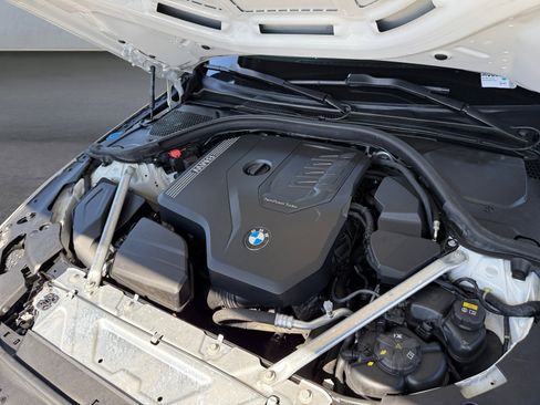 Used 2021 BMW 430i Coupe w/ M Sport Package RWD image 14