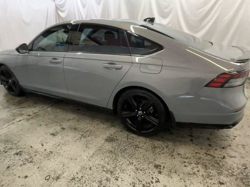 Used 2025 Honda Accord Sport image 10