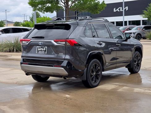 Used 2023 Toyota RAV4 XSE AWD/4WD image 4