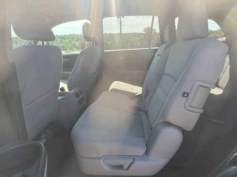 Used 2016 Honda Pilot EX image 12
