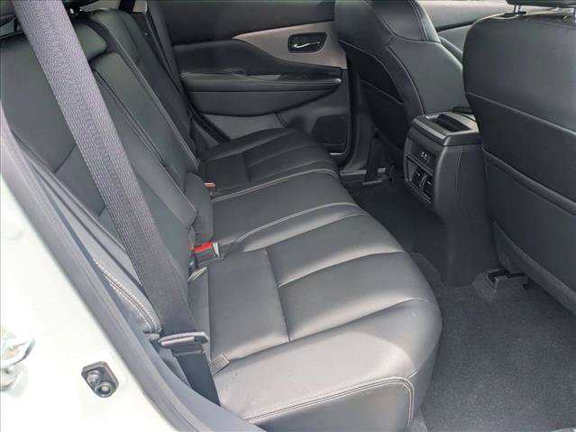 Certified 2024 Nissan Murano SV w/ SV Midnight Edition Package FWD image 19