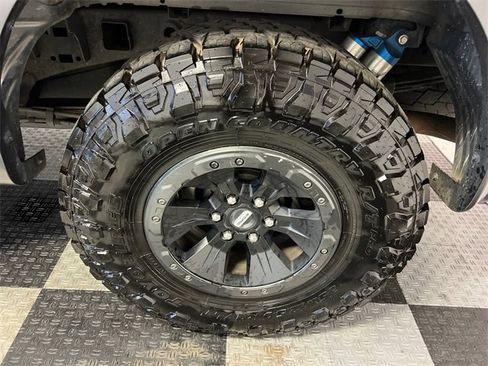 Used 2018 Ford F150 Raptor w/ Equipment Group 802A Luxury image 15