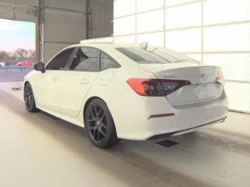 Used 2023 Honda Civic Sport image 4