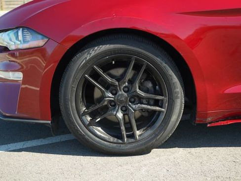 Used 2018 Ford Mustang Coupe w/ Equipment Group 101A image 10