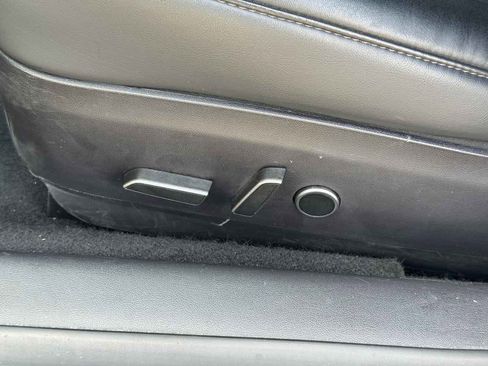 Used 2022 Tesla Model 3 Long Range AWD/4WD image 31