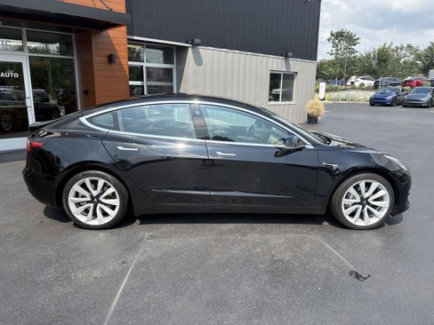 Used 2018 Tesla Model 3 Long Range AWD/4WD image 10