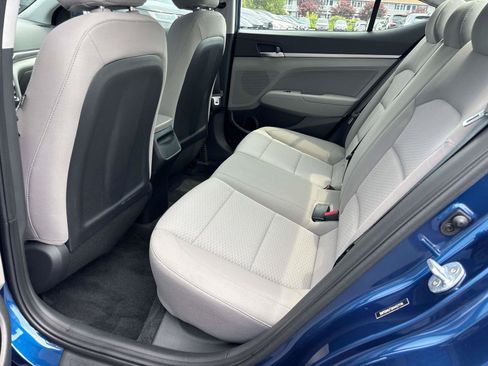 Used 2019 Hyundai Elantra Value Edition FWD image 11