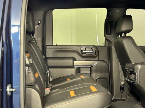 Used 2020 GMC Sierra 2500 AT4 w/ AT4 Premium Package AWD/4WD image 14