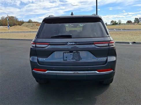 Used 2022 Jeep Grand Cherokee Limited image 9