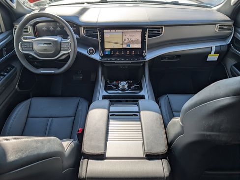 New 2026 Jeep Grand Wagoneer L Limited image 8