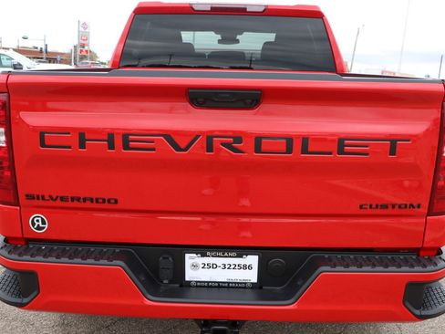 New 2026 Chevrolet Silverado 1500 Custom w/ LPO, Dark Essentials Package image 6