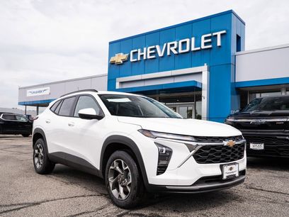 New 2025 Chevrolet Trax LT w/ Driver Confidence Package