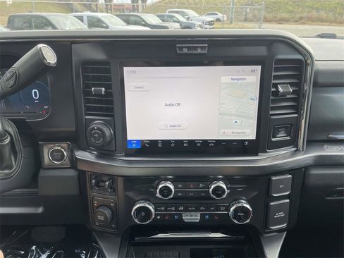 New 2026 Ford F250 Lariat w/ Black Appearance Package image 22