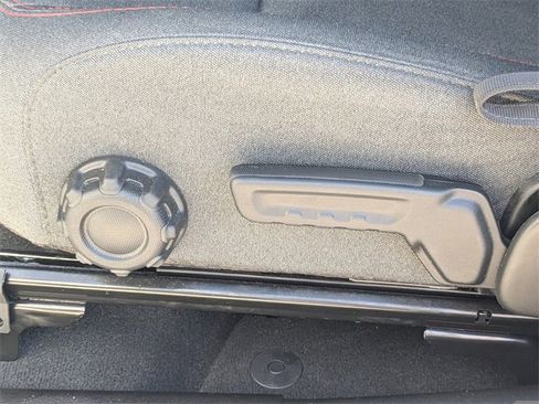 Used 2024 Jeep Wrangler Rubicon w/ Safety Group image 20