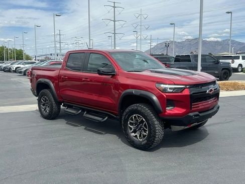 Certified 2025 Chevrolet Colorado ZR2 w/ Technology Package AWD/4WD image 27