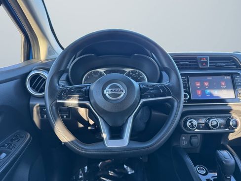 Used 2021 Nissan Versa S image 11