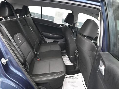 Used 2020 Kia Sportage LX w/ LX Popular Package AWD/4WD image 6