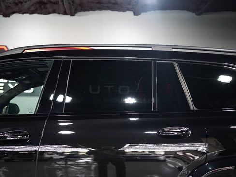 Used 2025 Mercedes-Benz Maybach GLS 600 4MATIC image 21