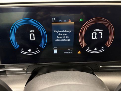 Used 2024 Hyundai Kona SEL AWD/4WD image 16