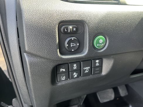Used 2017 Honda Ridgeline Black Edition image 17
