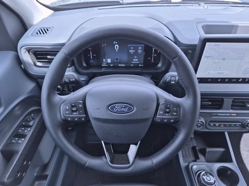 Used 2025 Ford Maverick Lariat w/ Black Appearance Package AWD/4WD image 22