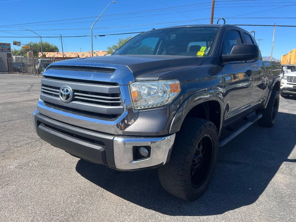 Used 2014 Toyota Tundra SR5 w/ SR5 Upgrade Package AWD/4WD image 7