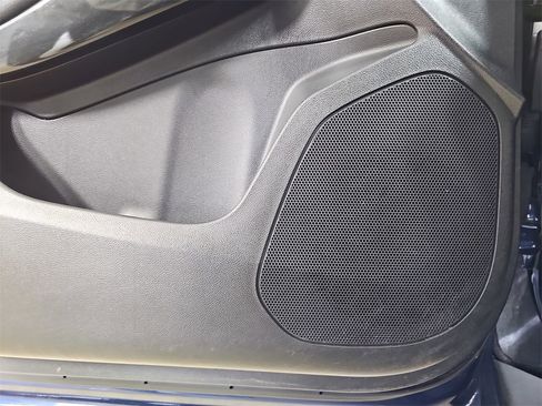 Used 2024 Chevrolet Trax LT w/ Driver Confidence Package image 33