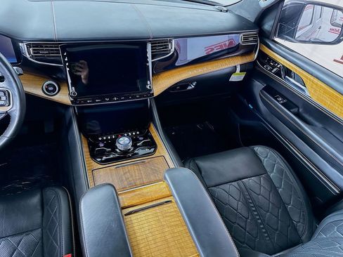 Used 2022 Jeep Grand Wagoneer Series III w/ Rear Seat Video Group 1 AWD/4WD image 30