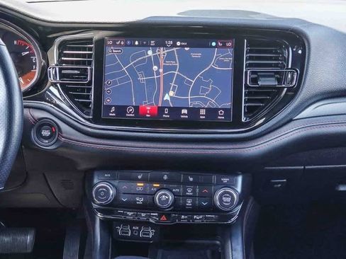 Used 2024 Dodge Durango R/T image 12