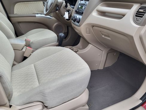 Used 2008 Kia Sportage LX image 16