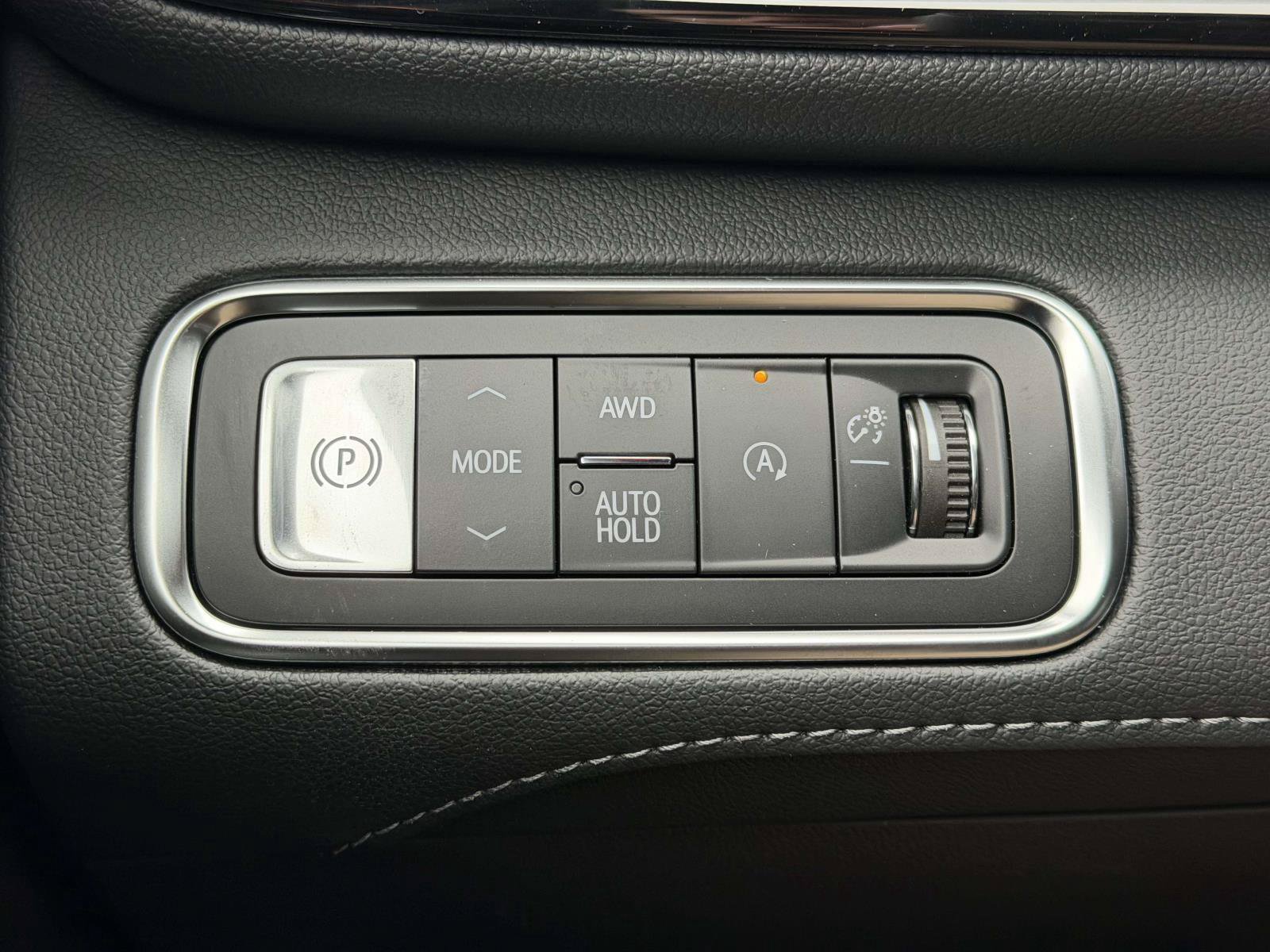 New 2026 Buick Enclave Sport Touring w/ Power Package AWD/4WD image 16