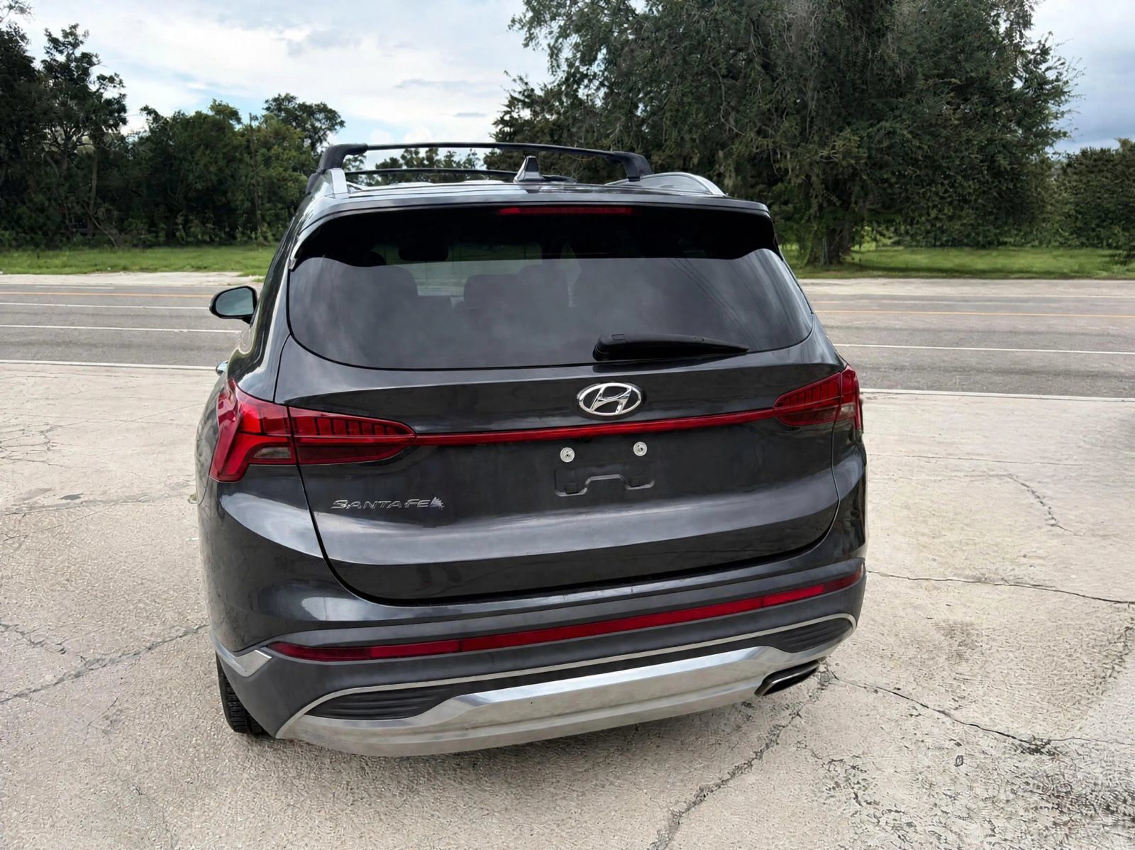 Used 2021 Hyundai Santa Fe SEL w/ Convenience Package FWD image 5
