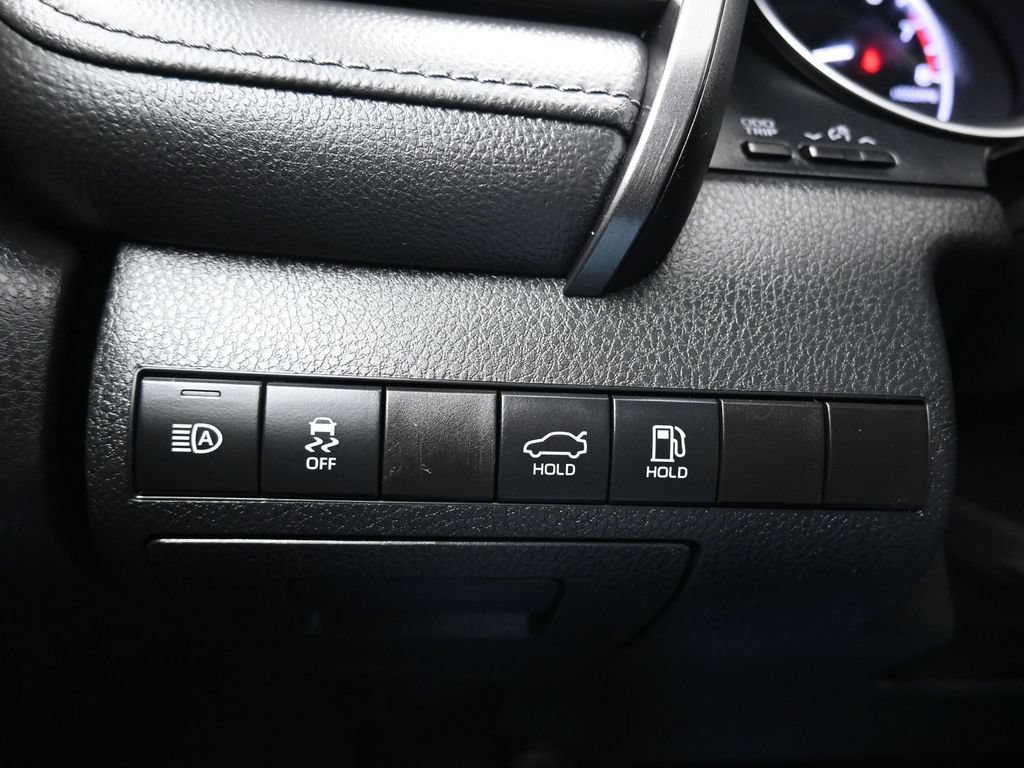 Used 2024 Toyota Camry LE FWD image 24