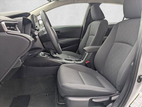 Used 2023 Toyota Corolla LE image 16