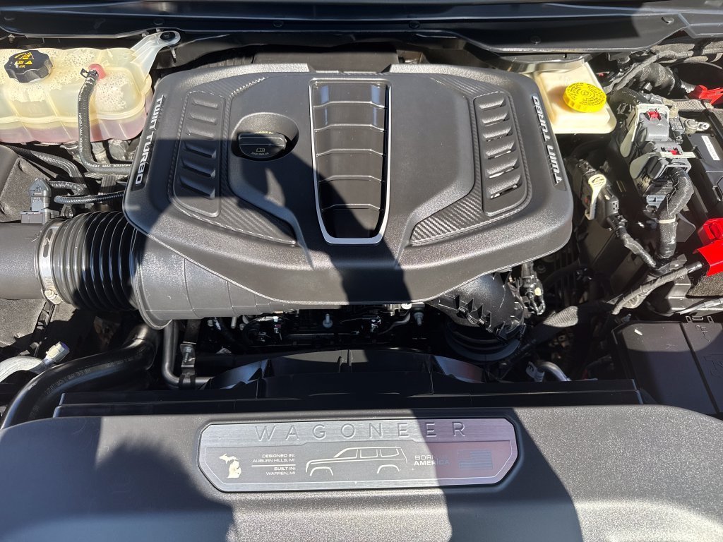 Used 2022 Jeep Grand Wagoneer Series III AWD/4WD image 47