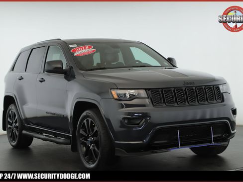 Used 2018 Jeep Grand Cherokee Altitude image 1