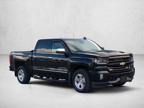 Used 2017 Chevrolet Silverado 1500 LTZ Z71 w/ LTZ Plus Package image 3