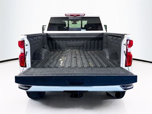 Used 2023 Chevrolet Silverado 2500 High Country AWD/4WD image 23