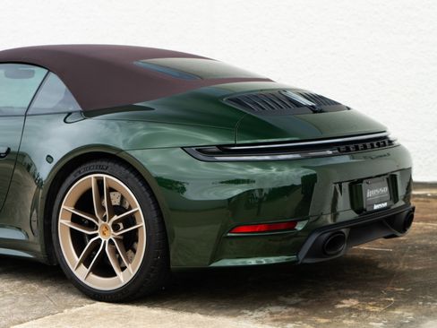 Used 2026 Porsche 911 Carrera S RWD image 19