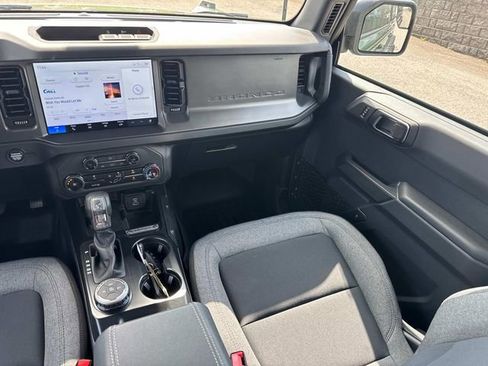 Used 2025 Ford Bronco 4-Door image 19