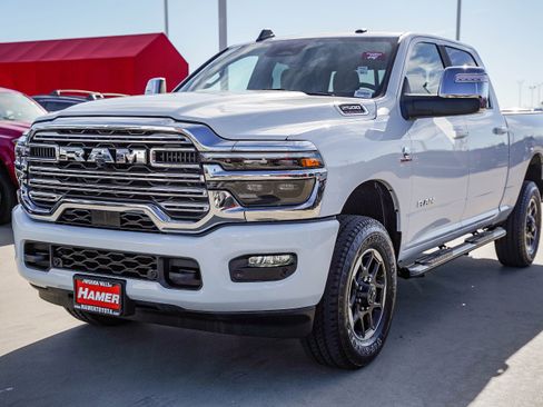 Used 2025 RAM 2500 Laramie image 3