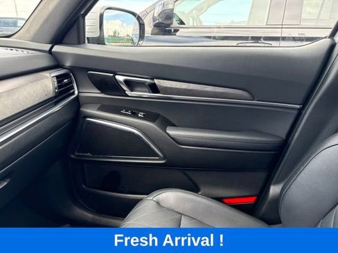 Used 2023 Kia Telluride SX Prestige X-Pro AWD/4WD image 13