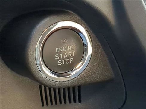 Certified 2025 Subaru Forester Premium image 17