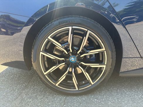 Used 2024 BMW i4 eDrive35 w/ M Sport Package RWD image 23