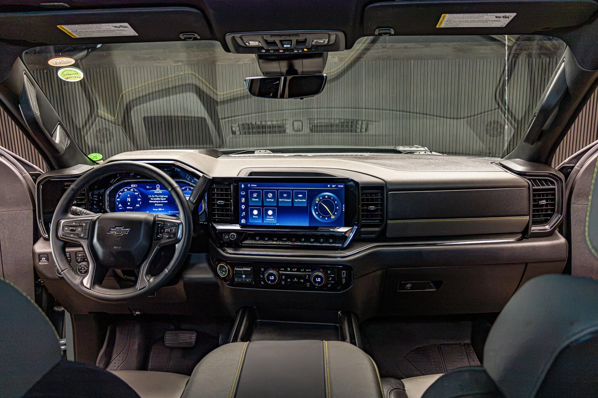 Used 2026 Chevrolet Silverado 2500 ZR2 AWD/4WD image 15