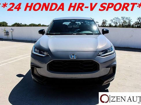 Used 2024 Honda HR-V Sport image 2