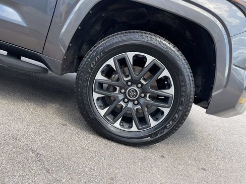 Certified 2023 Toyota Tundra Limited AWD/4WD image 11